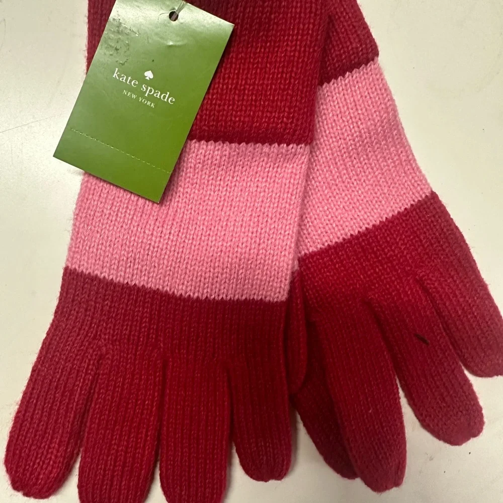 Kate Spade New York Colorblock Gloves Red Pink Knit NEW